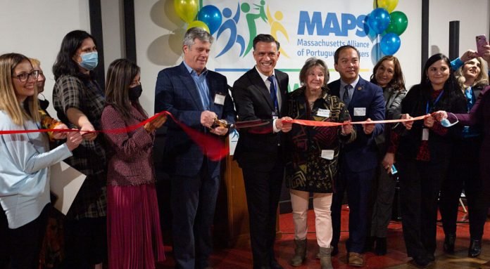 Empowering Portuguese Speakers: Massachusetts Alliance of Portuguese Speakers (MAPS)